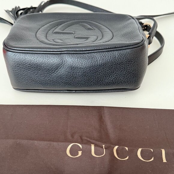 GUCCI Soho Disco Bag in Black Pebbled Leather - Picture 5 of 12